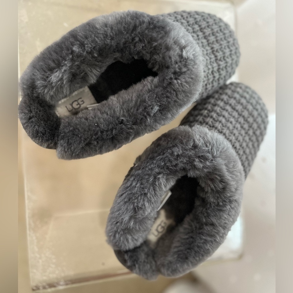 UGG Cozy Slippers